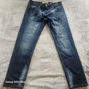 Men's,  Jeanius akademiks jeans,34x30, dark denim with distressing/fading